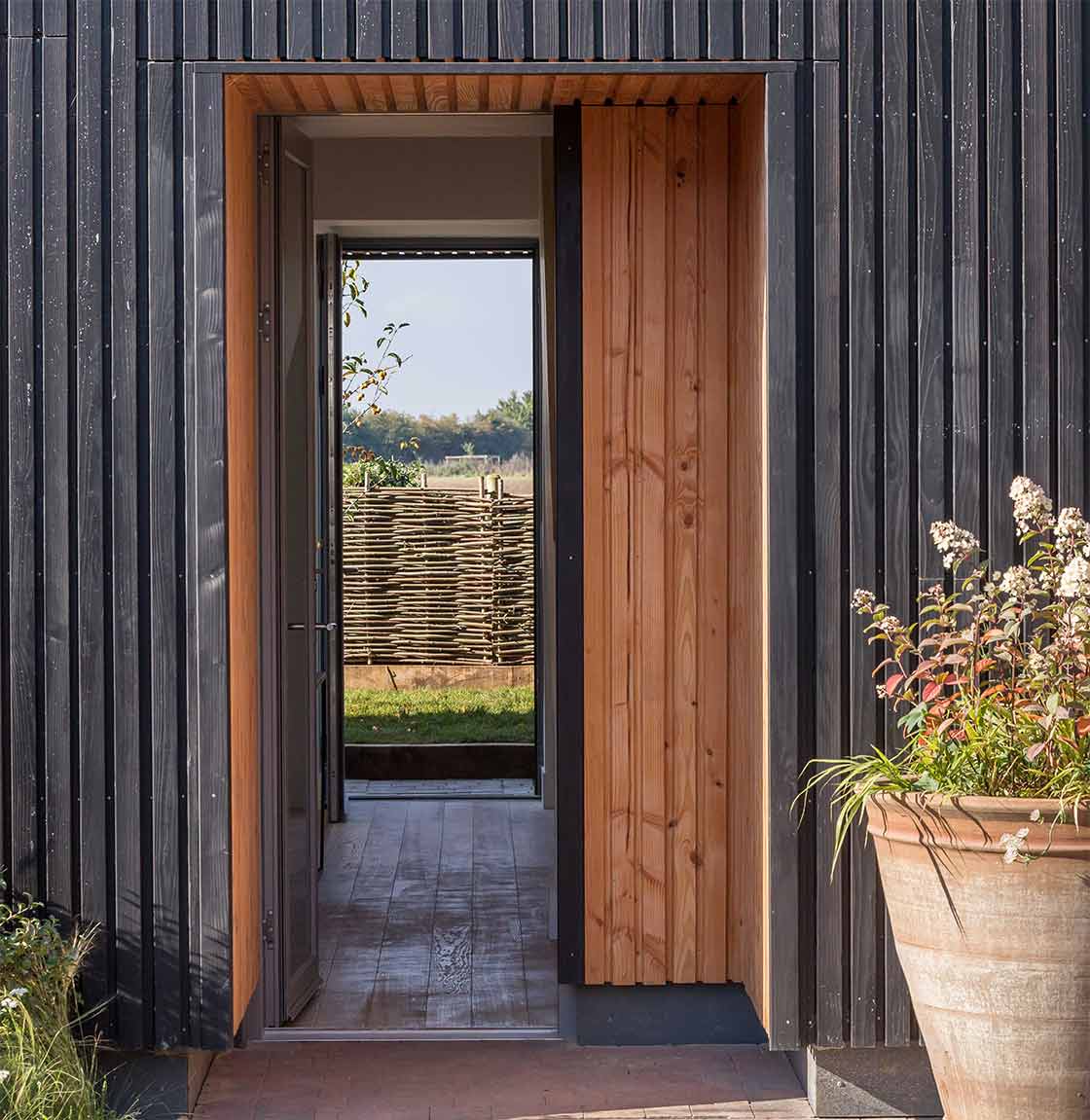 Simple yet stylish West Berkshire passive house 03