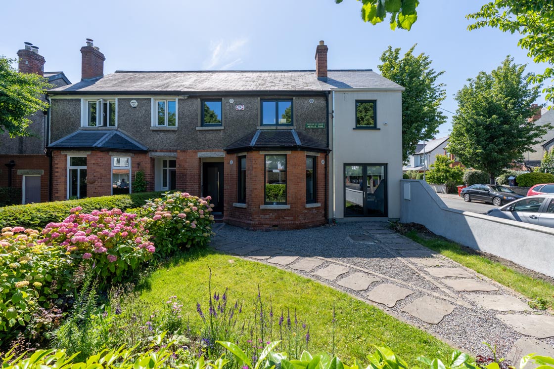 049 31 Neville Road DSC7400 HDR