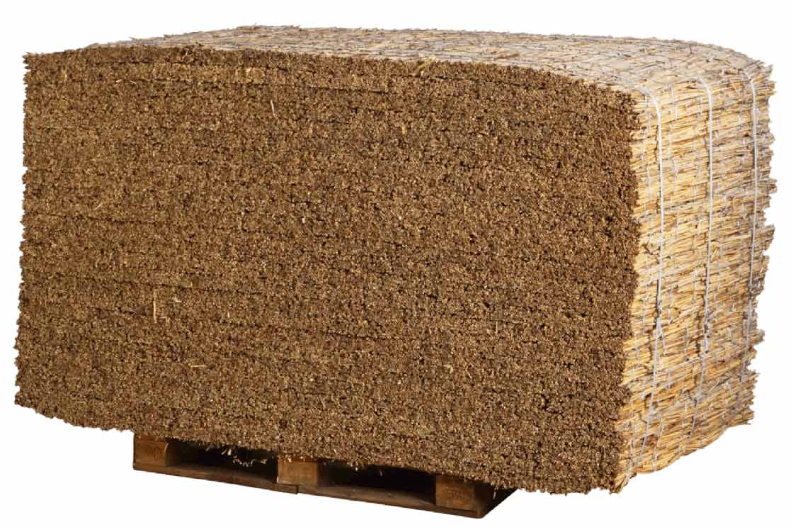 German company Claytec offers a wirestitched reed building board for internal insulation, paired with clay plasters. Photo: Claytec GmbH