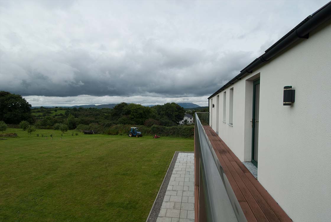 Mayo passive house makes you forget the weather 05