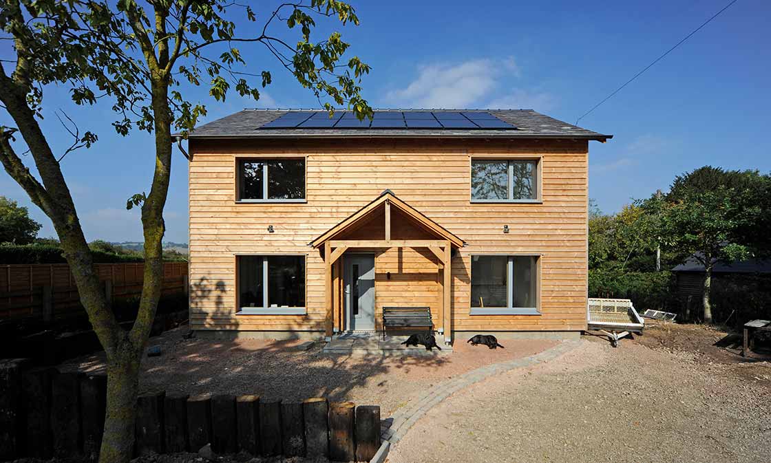 West Midlands eco house with no energy bills 02