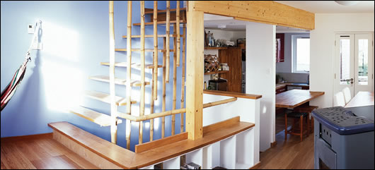 Open Stairs Transmission of natural light and creation of space is also achieved by creating an