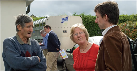 John Hearne chats with Francis and Margaret Murray as Harte and Kenny continue with the energy survey John Hearne chats with Francis and Margaret Murray as Harte and Kenny continue with the energy survey