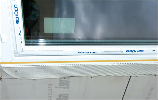 The windows are Oliva CT 70 units, triple-glazed and argon-filled PVC windows with a steel reinforcement The windows are Oliva CT 70 units, triple-glazed and argon-filled PVC windows with a steel reinforcement