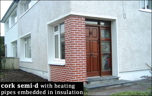 CORK SEMI-D with heating pipes embedded in insulation CORK SEMI-D with heating pipes embedded in insulation