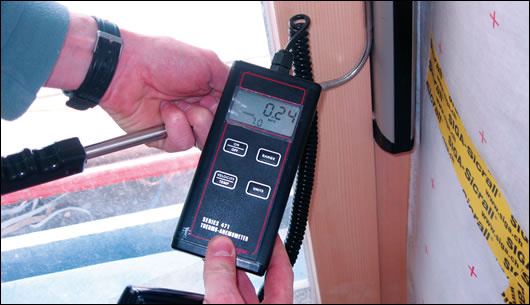 0Gavin O’Sé of airtightness consultants Green build looking for localised air leakage Gavin O’Sé of airtightness consultants Green build looking for localised air leakage