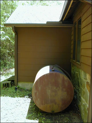 As oil prices surge and the need to rapidly switch to energy sources that are secure and environmentally friendly becomes increasingly apparent, more and more Irish people are tapping into the renewable energy resources at their disposal. But are the Government giving people the incentive to make the switch? John Hearne investigates. Renewable Energy and the Irish Government